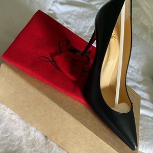 christian louboutin Kate blk New with box and dust bag
